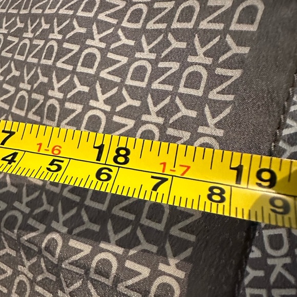 Silk scarf - Picture 4 of 5